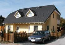 bis 200.000 € ...individuell geplant ! - Hübsches Doppelhaus mit Winkeln, Gauben und Balkon - www.jk-traumhaus.de von JK TRAUMHAUS
